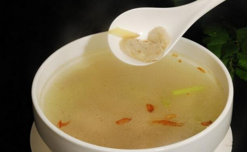 冬季養(yǎng)生湯推薦之女人冬天喝什么湯好